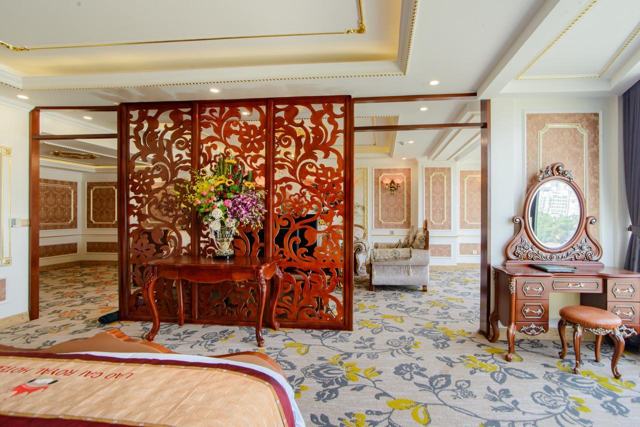 Lao Cai Royal Hotel Екстериор снимка